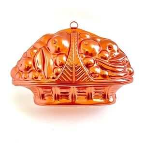 Vintage Mirro Copper-Tone Fruit Basket Jelly Mold / Kitchen Wall Farmhouse Décor